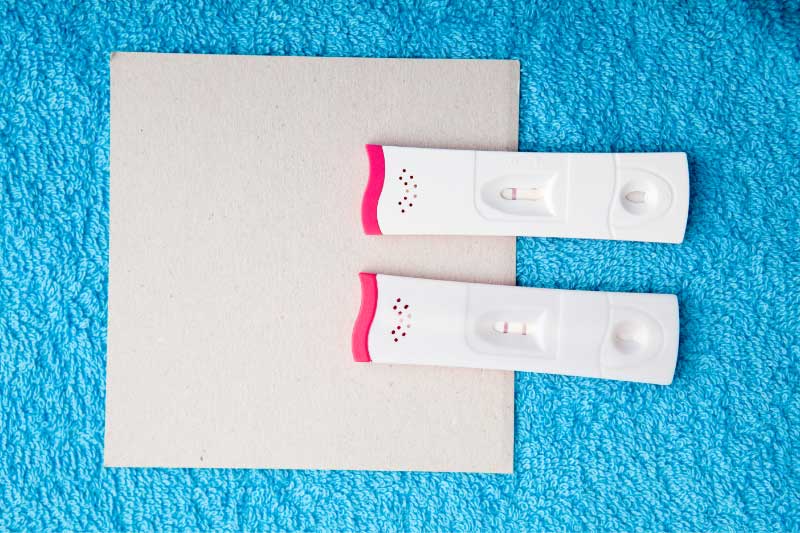 pozitivan i negativan test za trudnoću
